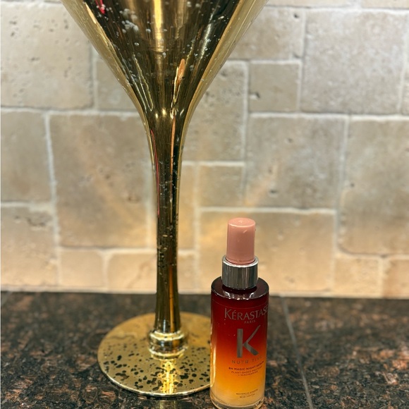 New Kerastase Nutritive 8H Magic Night Hair Serum for Dry Hair - Picture 3 of 5